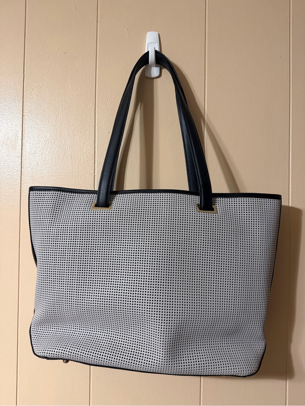 Lo & Sons Seville Collection Tote